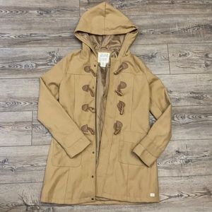 Women’s Billabong tan hooded jacket. Size M.